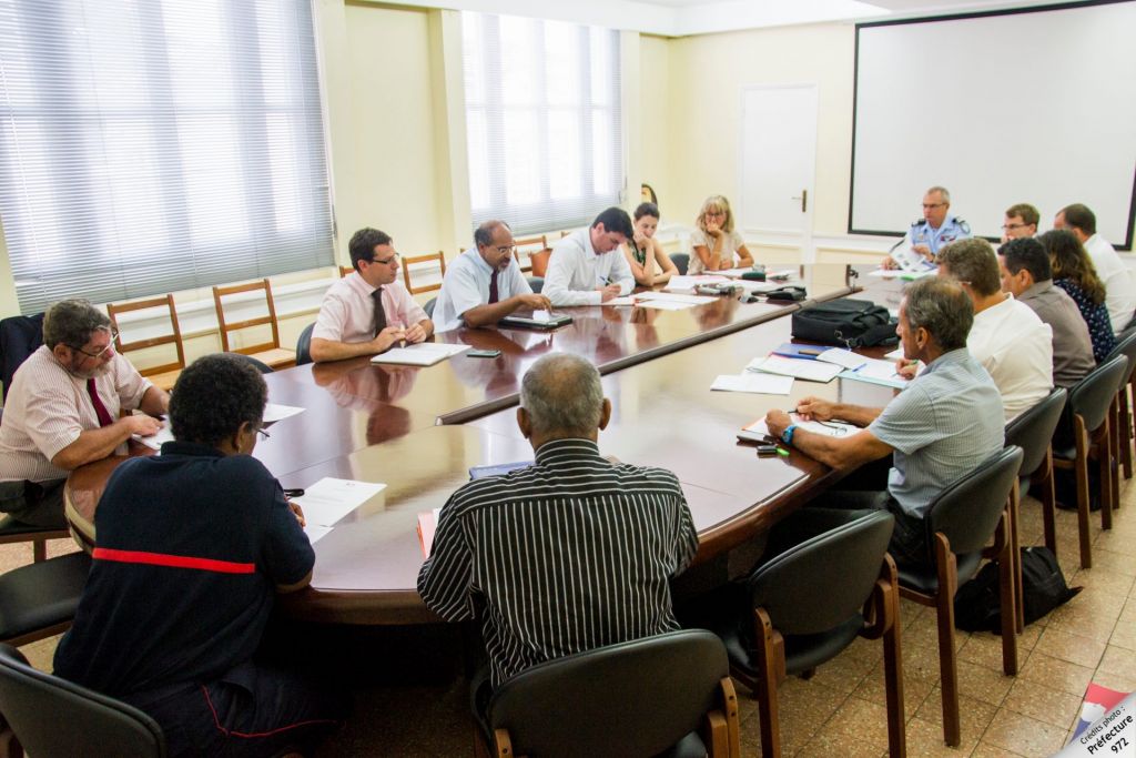 MARTINIQUE. Protection des établissements scolaires.