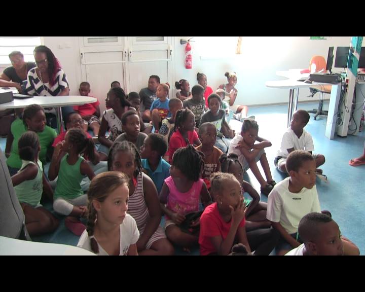 [Vidéo]MARTINIQUE. Les enfants du centre de loisirs découvrent la sécurité routière au François