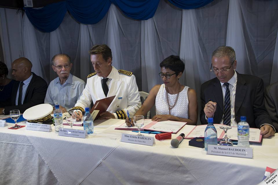 MARTINIQUE. Visite de la Ministre des Outre mer, Signature de la convention « guichet unique entreprise et alternance » à la CCI