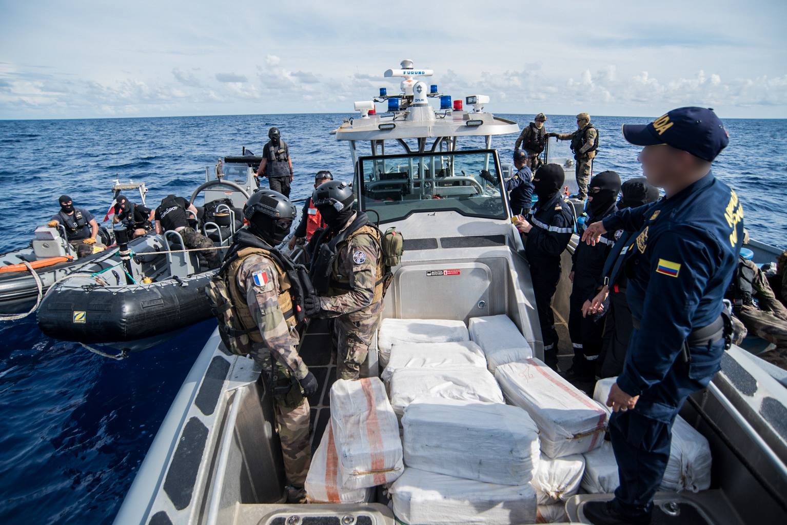 GUADELOUPE. Saisie de drogue au large de la Colombie.