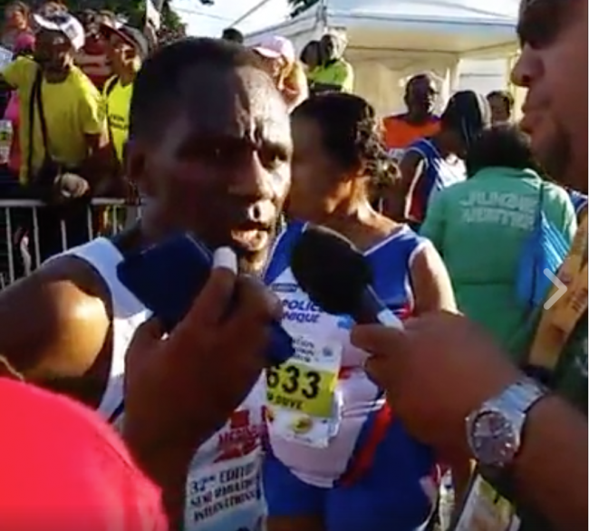 [Vidéo]MARTINIQUE. Le Rwandais Jean Domascéne remporte le Semi-Marathon de Fort-de-France 2016 (People Bokay)