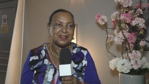 GUADELOUPE. Université des Antilles : Josette BOREL-LINCERTIN félicite Eustase JANKY