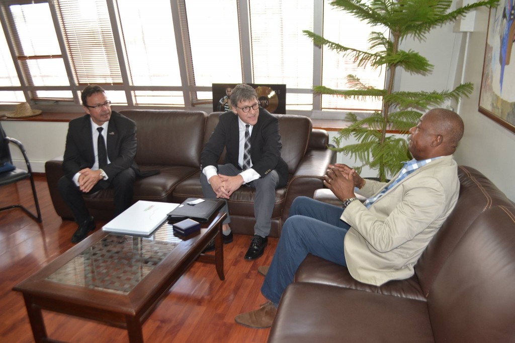 MARTINIQUE. Visite d’un Maire d’une ville du Québec MARTINIQUE. Visite d’un Maire d’une ville du Québec