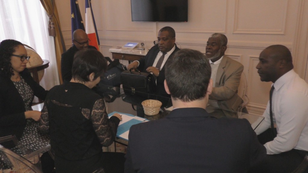 [Vidéo] HEXAGONE.Le Président du Conseil Départemental de Mayotte rencontre la Ministre des Outre mer