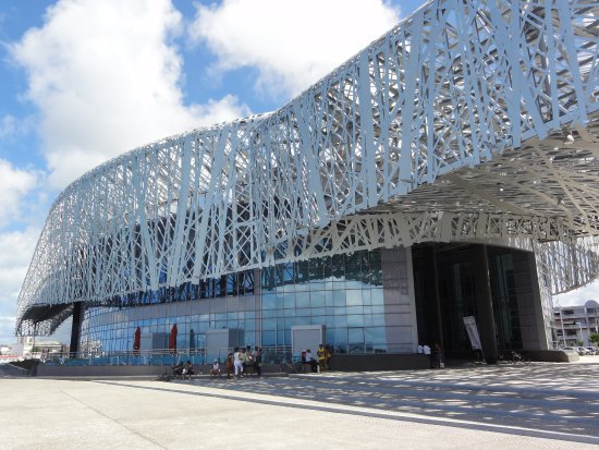 GUADELOUPE. TRANSFORMATION DU MACTe EN EPCC Pour renforcer le rayonnement du Memorial ACTe dans la Caraïbe, les Amériques et le Monde…