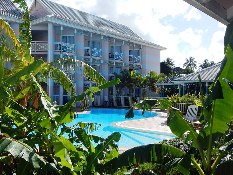 GUADELOUPE. Visite de terrain des travaux de rénovation de l’hôtel SaintGeorges par la Région