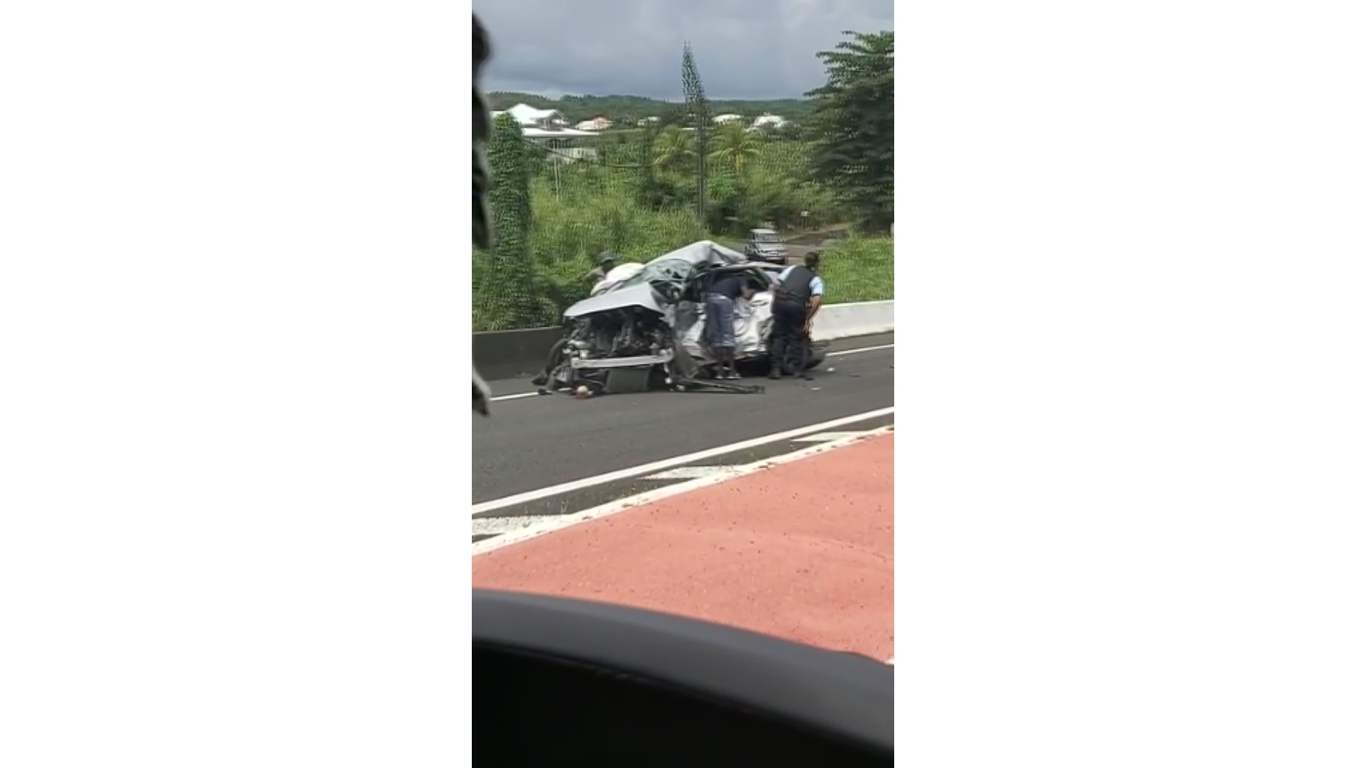 [vidéo] Onews Guadeloupe. Accident de la circulation. 1 mort et 2 blessés