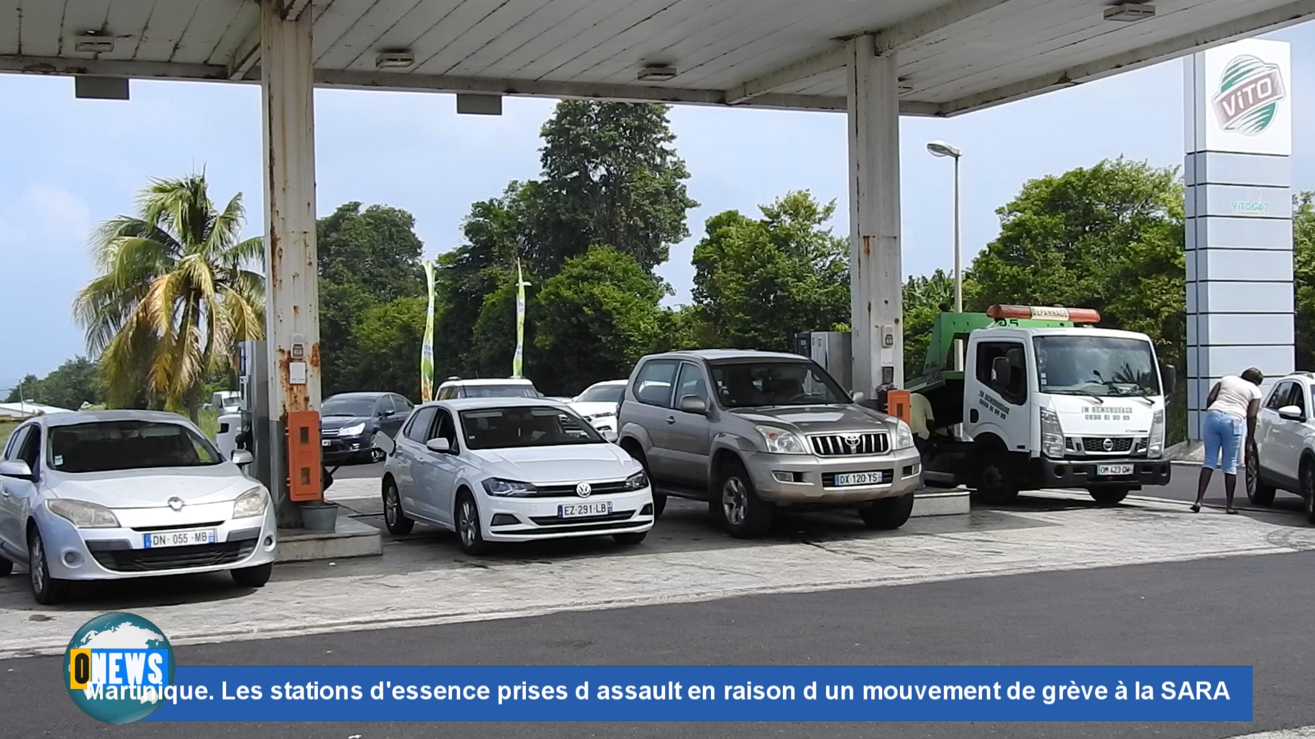 [Vidéo] Onews Martinique. Les stations d’essence prises d assault en raison d un mouvement de grève à la SARA