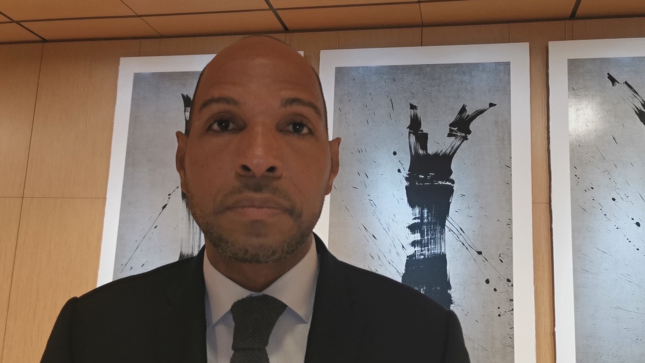 [Vidéo] Hexagone. Le Député de Guadeloupe Olivier SERVA explique pourquoi il a voté contre le pass vaccinal. Réactions également sur les derniers évènements survenus dans le Département.