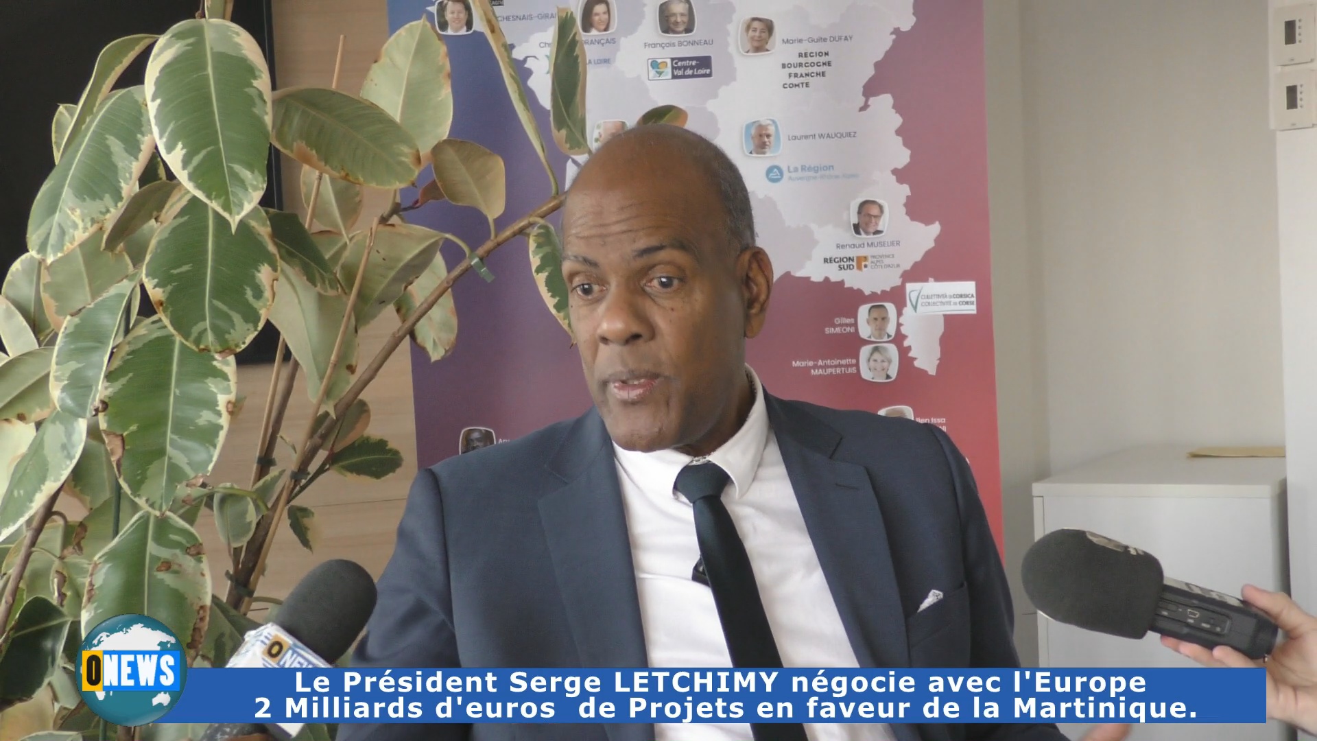 [Vidéo] Le Président Serge LETCHIMY négocie avec l’Europe 2 Milliards d’euros de projets en faveur de la Martinique