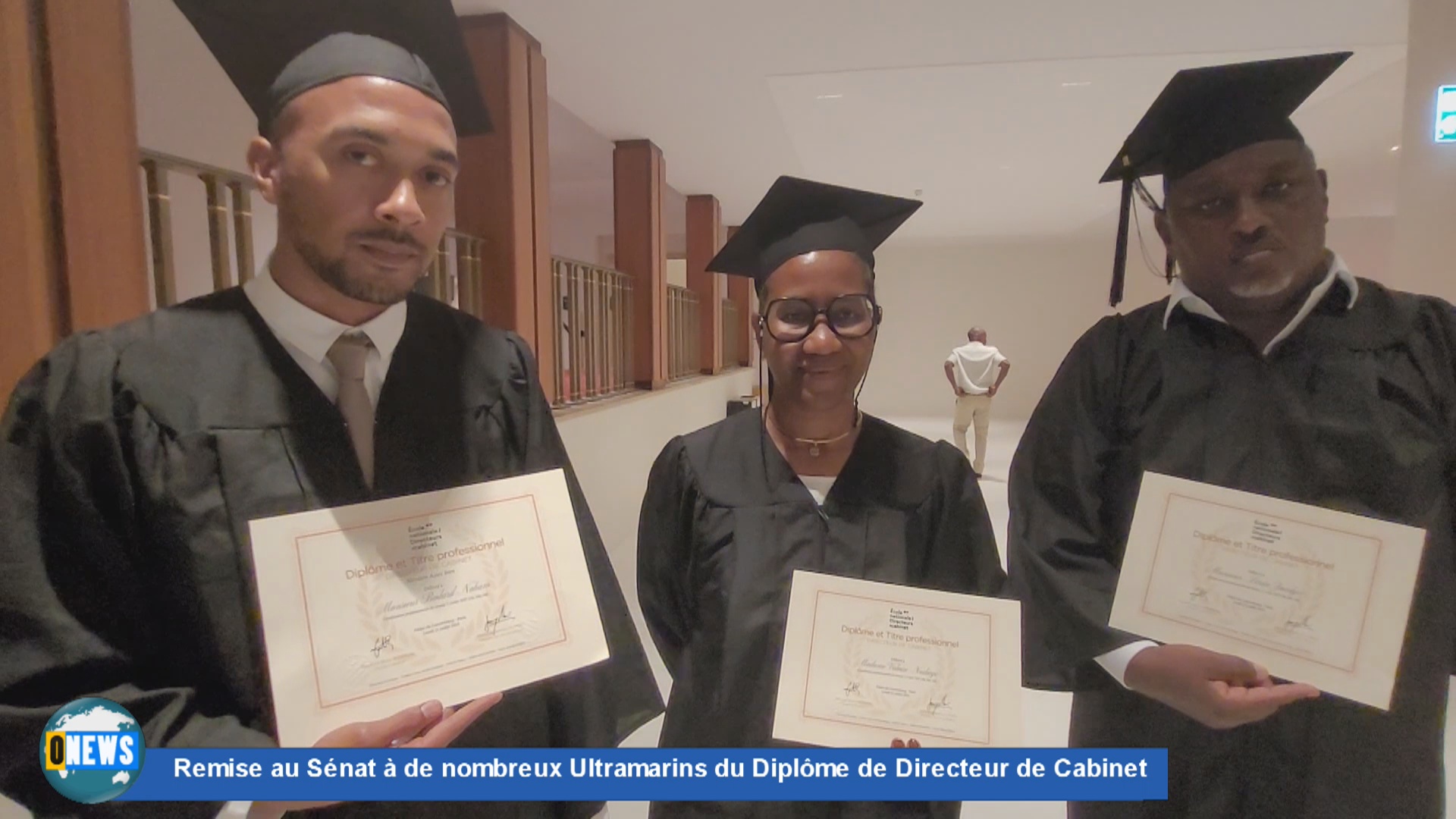 Onews. Remise au Sénat à de nombreux Ultramarins du Diplôme de Directeur de Cabinet