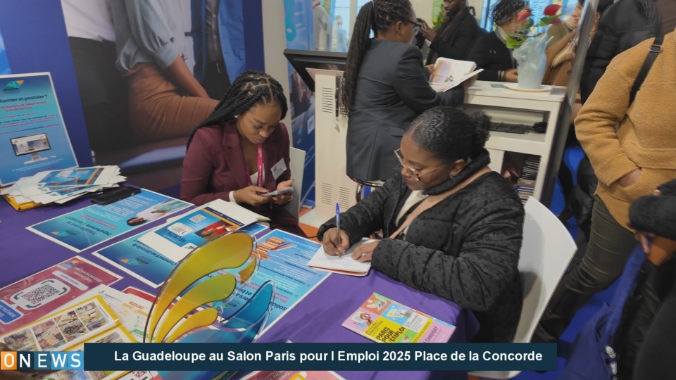 Onews. La Guadeloupe au Salon Paris pour L Emploi place Concorde