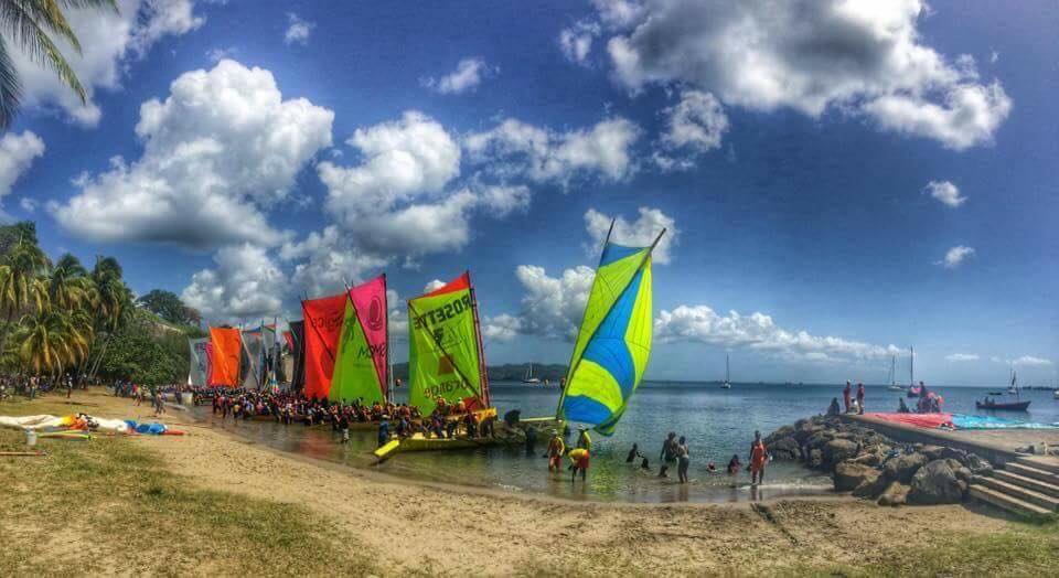 [Vidéo] MARTINIQUE. Ambiance à Fort de france pour le tour des yoles