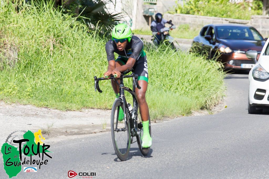 [Vidéo] GUADELOUPE. Ambiance sur le tour cycliste avec notre partenaire Canal 10