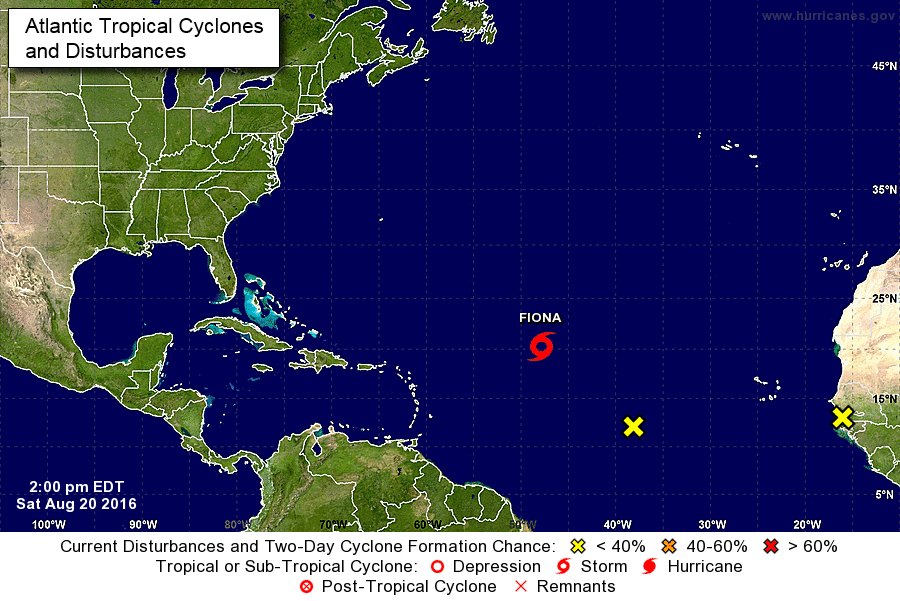 Dernières images satellites des deux ondes tropicales qui menacent les caraïbes avec une possibilité de devenir tempête tropicale