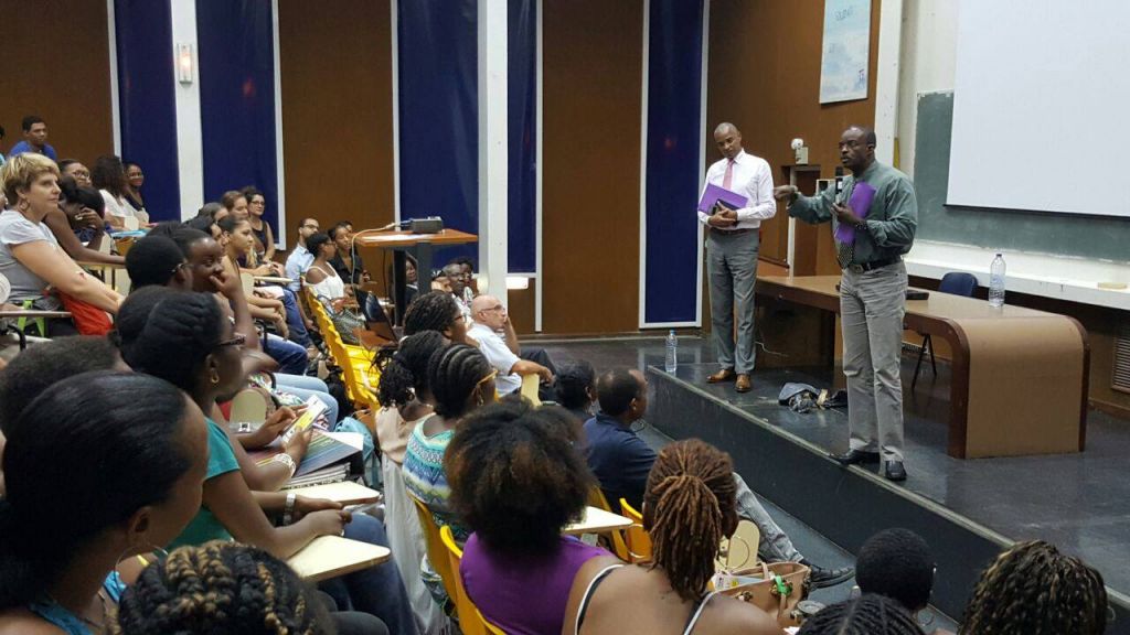 GUADELOUPE. Formation sanitaire et sociale. GUADELOUPE. Formation sanitaire et sociale.