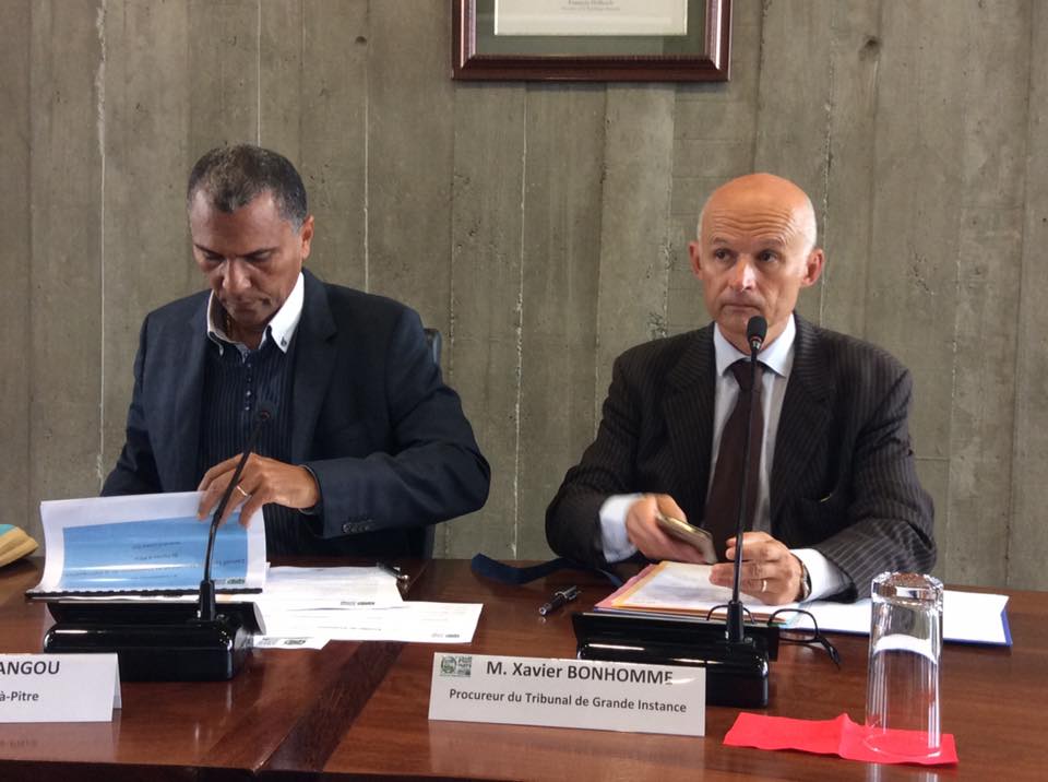 GUADELOUPE.  Installation du conseil local de securité et de prévention de la délinquance de la ville de Pointe-à-Pitre avec le prefet, le procureur et le maire.