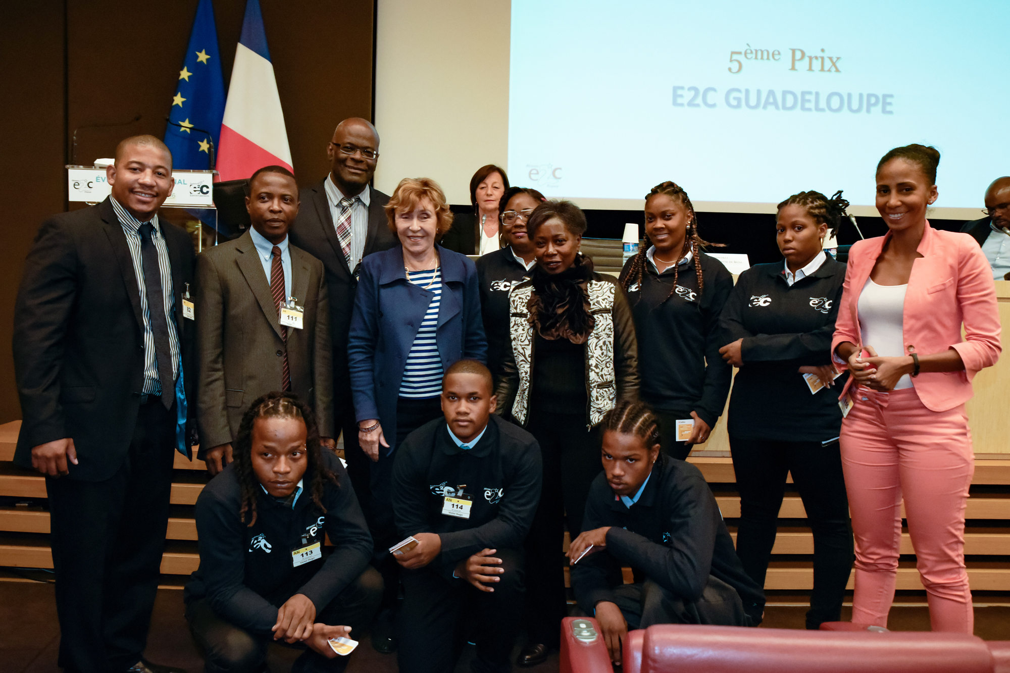 [Vidéo]HEXAGONE. des stagiaires de l’école de la 2ème chance Guadeloupe obtiennent à Paris le 5ème prix du concours (Vie citoyenne)