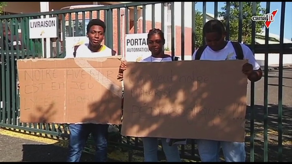 [Vidéo] GUADELOUPE. Mécontentement des élèves du Collège agricole (canal 10)