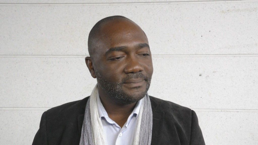 [Vidéo] Rony BERAL candidat aux législatives en Guadeloupe à la rencontre des ultramarins de l hexagone