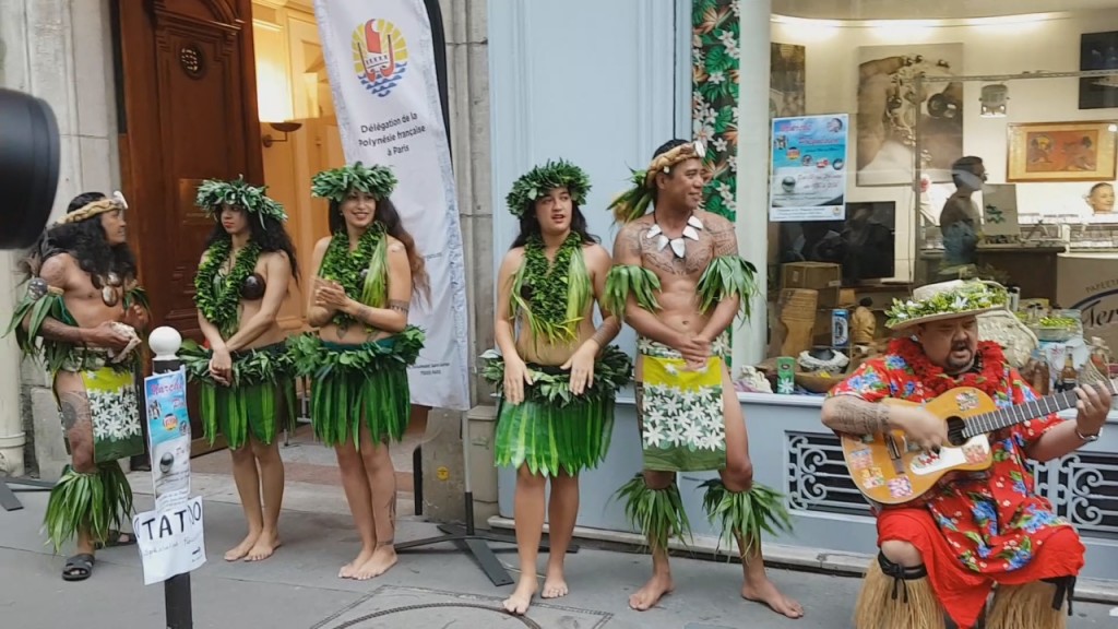 [Vidéo]HEXAGONE. Marché polynésien jusqu’au 24 mai 28 Bvd Saint Germain à  Paris