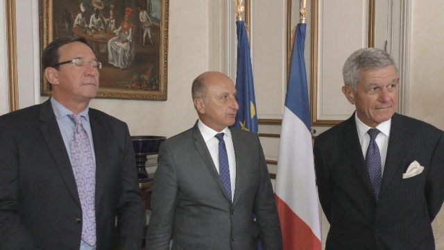 [Vidéo]Nouvelle calédonie. Les trois principaux partis loyalistes rencontrent la Ministre des Outre mer