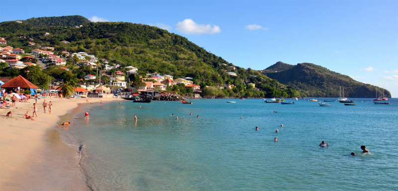 Martinique. Tour des yoles rondes étape fort  de France -Anse d arlets victoire de Rosette