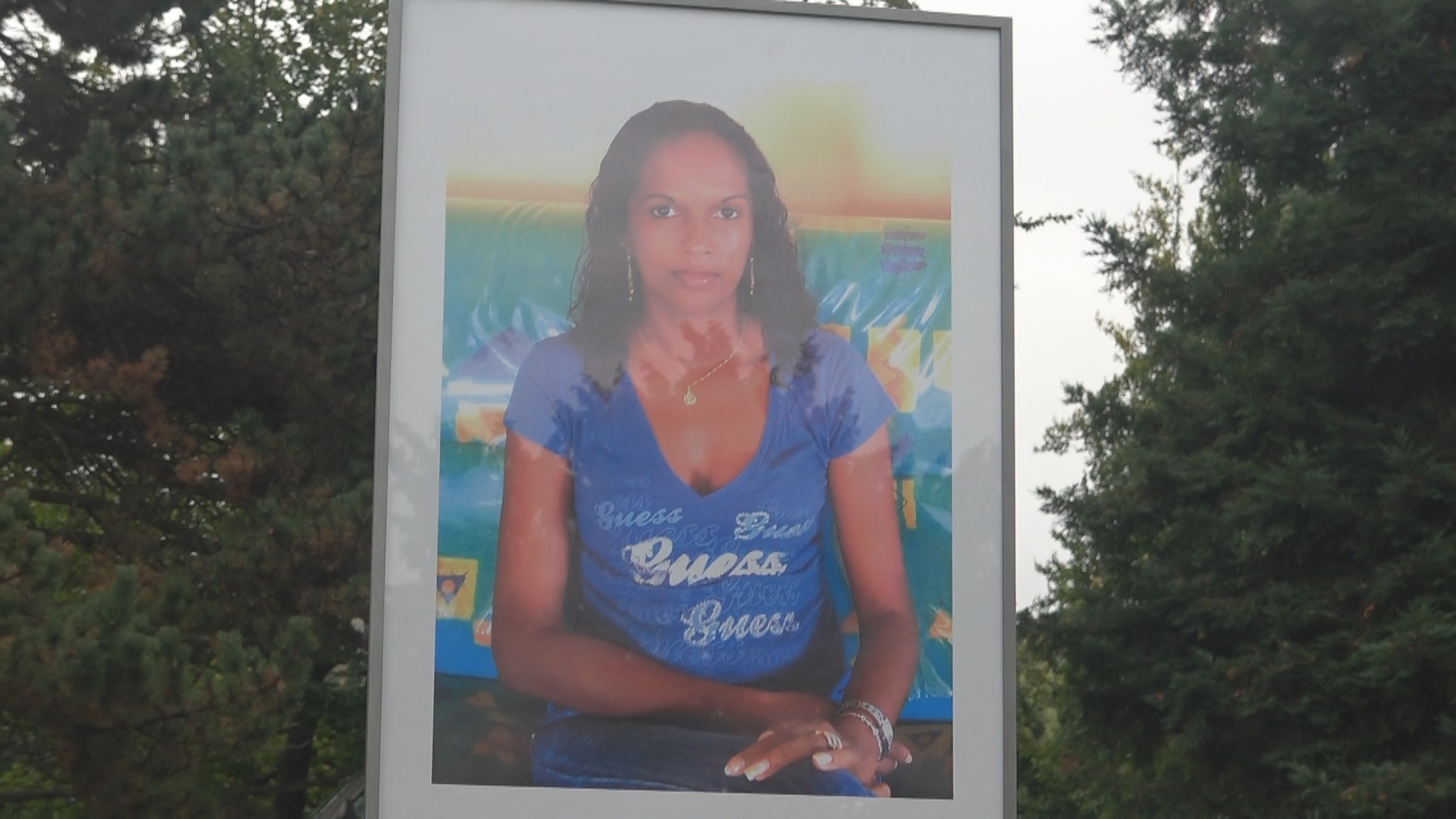 [Vidéo] HEXAGONE. Marche blanche à Marly le Roi en hommage à Natacha Guadeloupéenne assassinée par son ex compagnon