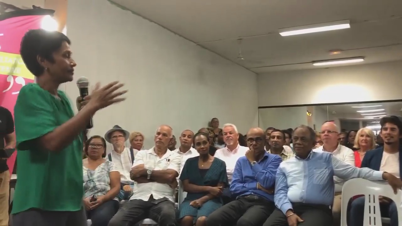 [Vidéo] REUNION. Ericka BAREIGTS officialise sa candidature pour Saint denis.