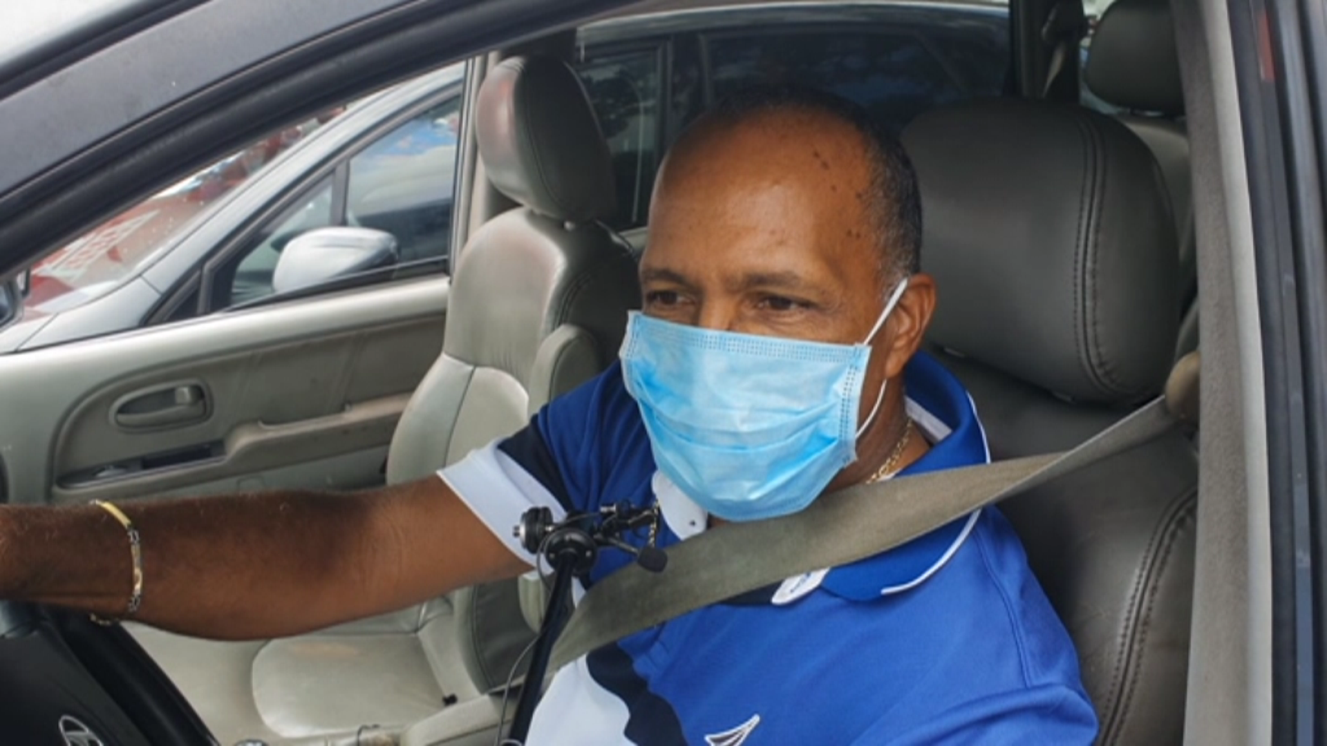 [Vidéo]Onews Martinique. Réactions des martiniquais sur le grève chez Peugeot en raison d un licenciement.