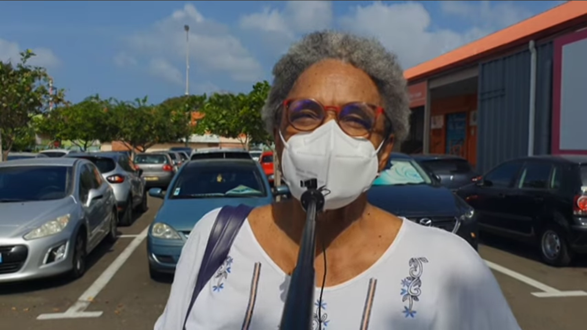 [Vidéo] Onews Martinique. Covid. Comment expliquer l’augmentation du nombre de cas (Micro trottoir KMT)