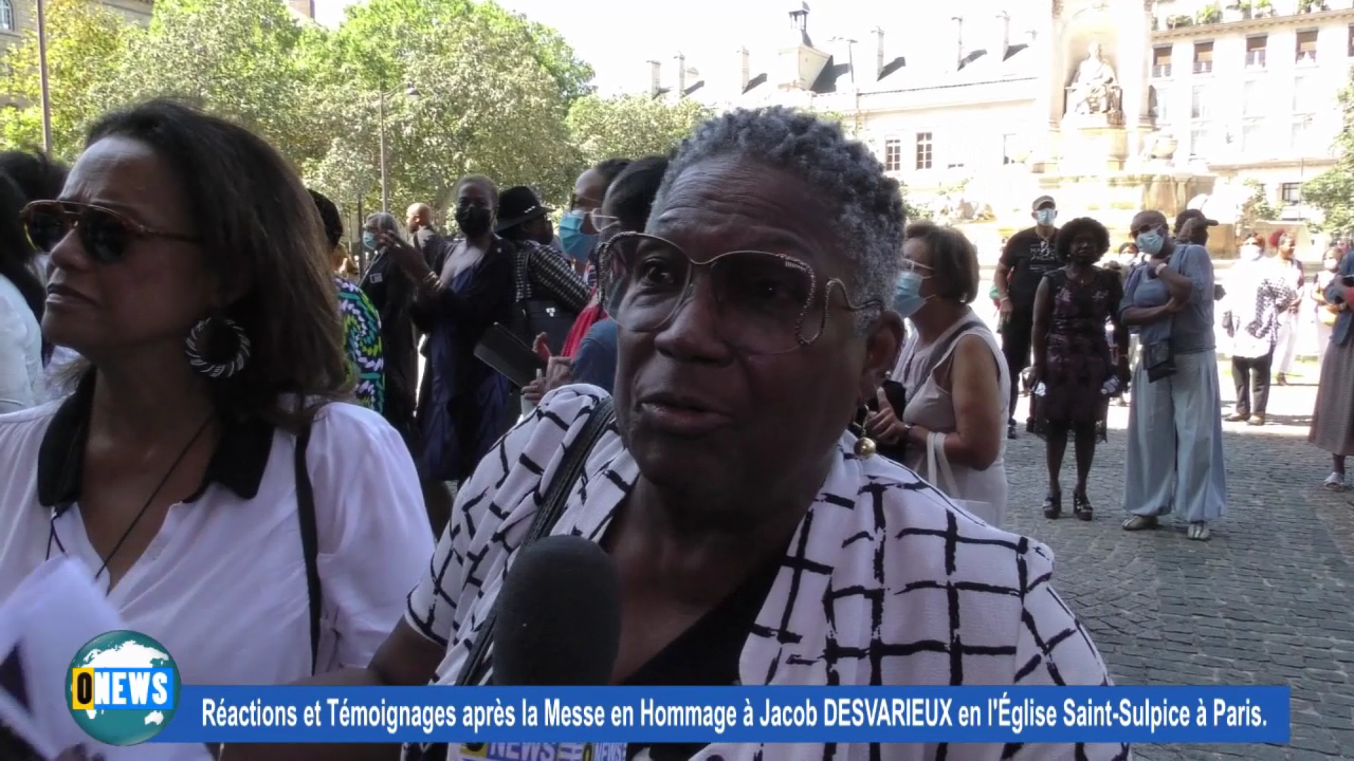 [Vdéo]Réactions à l hommage rendu à Jacob DESVARIEUX suite à la  messe église saint Sulpice