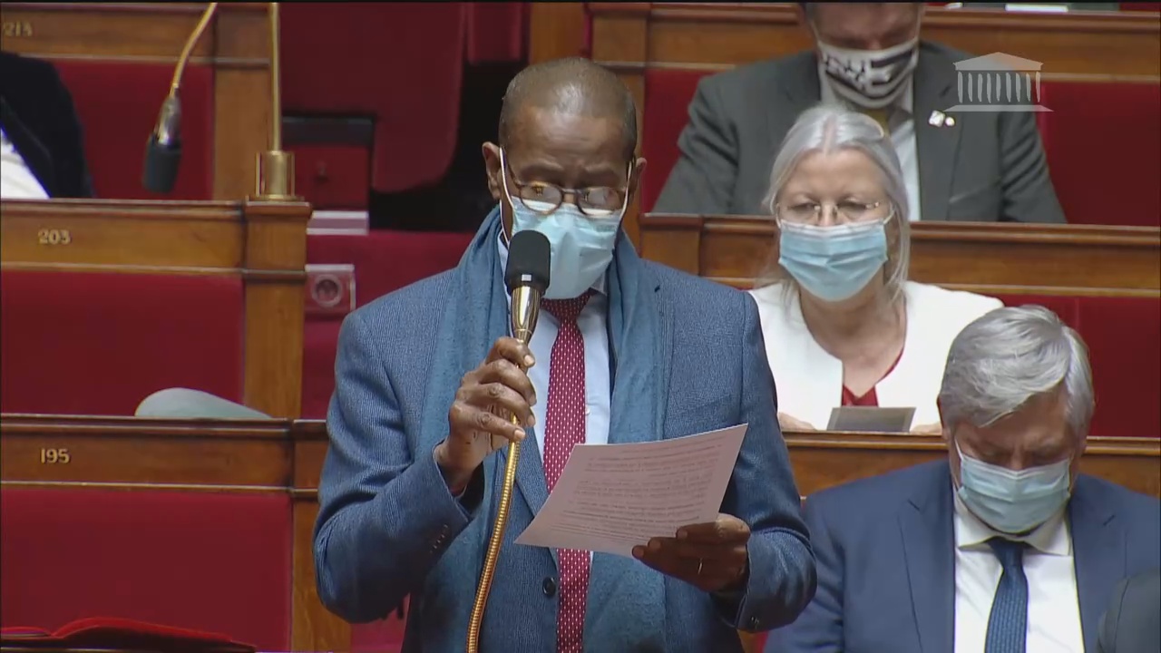 [Vidéo] Pass vaccinal. Le Député Max Mathiasin s explique sur l adaptation pour les Outre mer