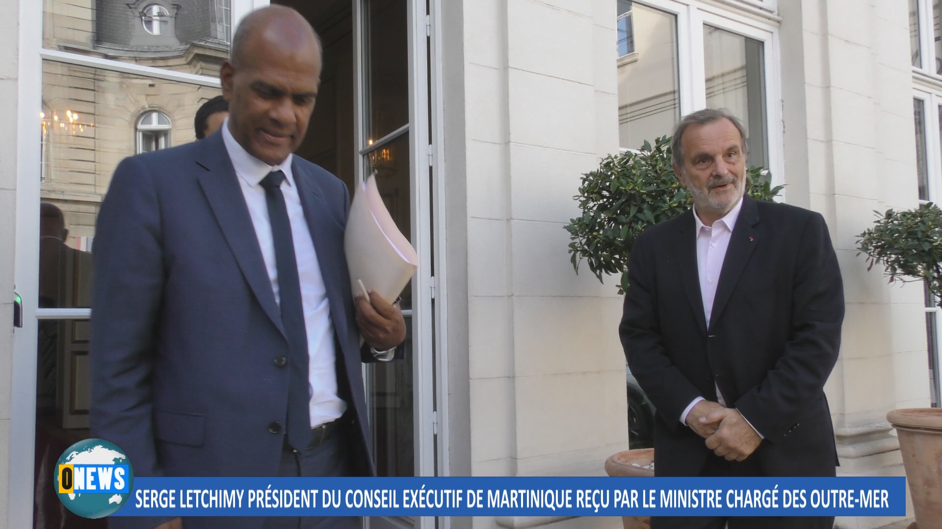 [Vidéo] Serge LETCHIMY Pdt du Conseil Exécutif de Martinique rencontre le Ministre chargé des Outre mer Jean François CARENCO