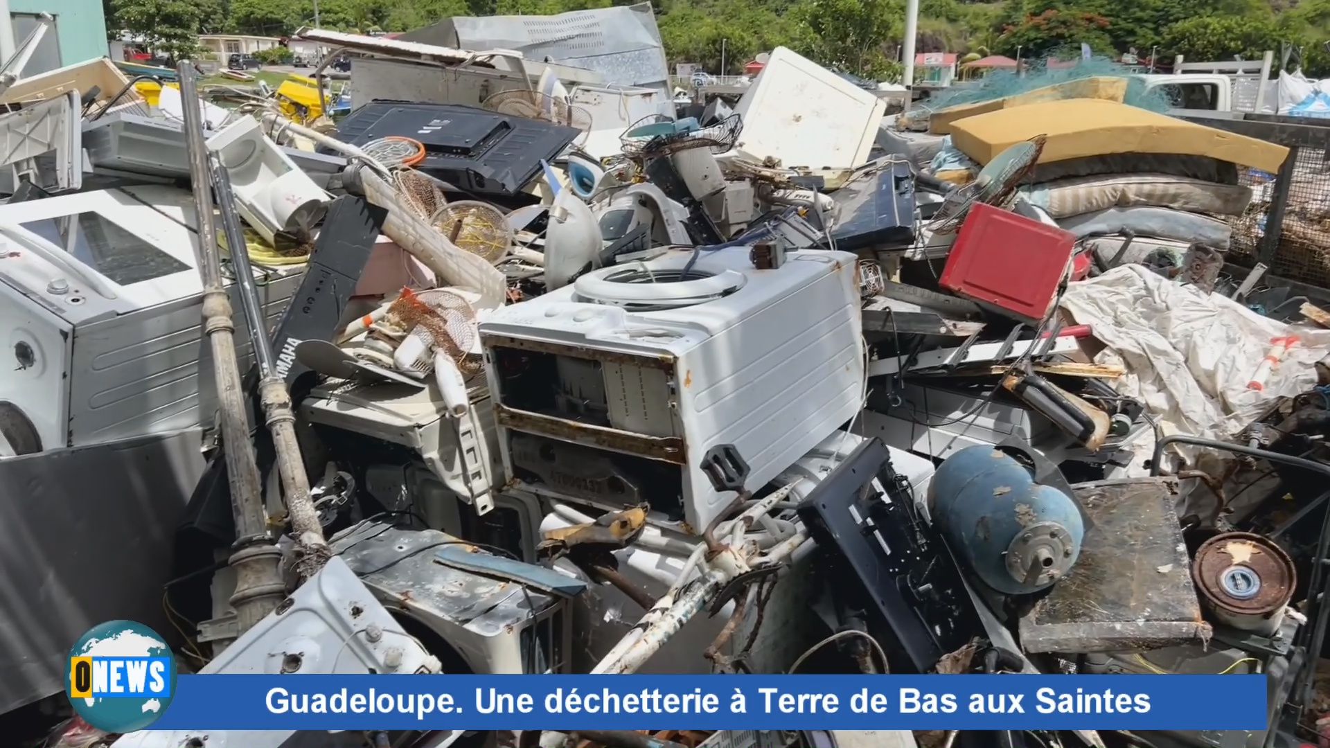 [Vidéo]Guadeloupe. Une déchetterie à Terre de Bas aux Saintes