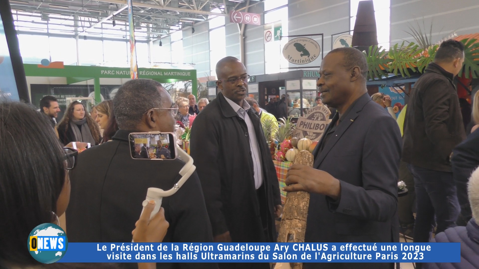 [Vidéo] Visite de Ary Chalus Président de la  Région Guadeloupe au Salon de l Agriculture ainsi que divers exposants