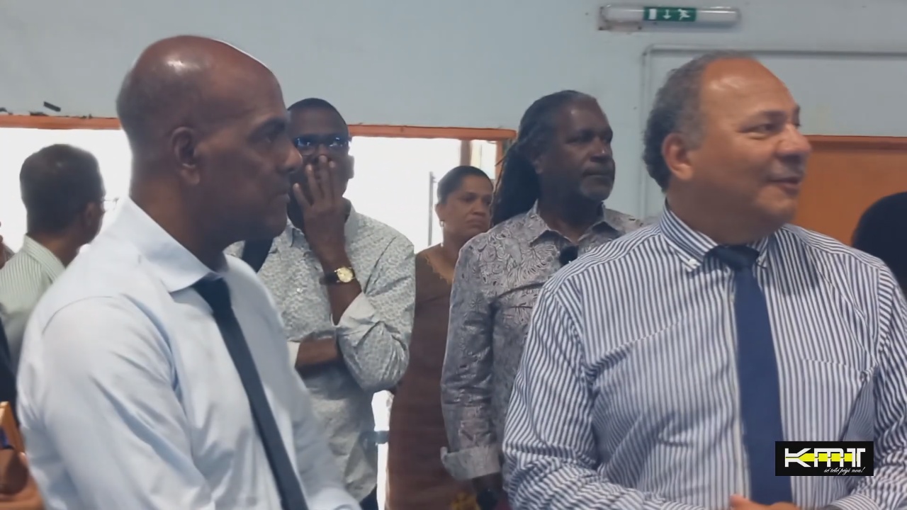 [Vidéo] Martinique. Serge LETCHIMY Président de la Collectivité Territoriale de Martinique en visite au Lamentin