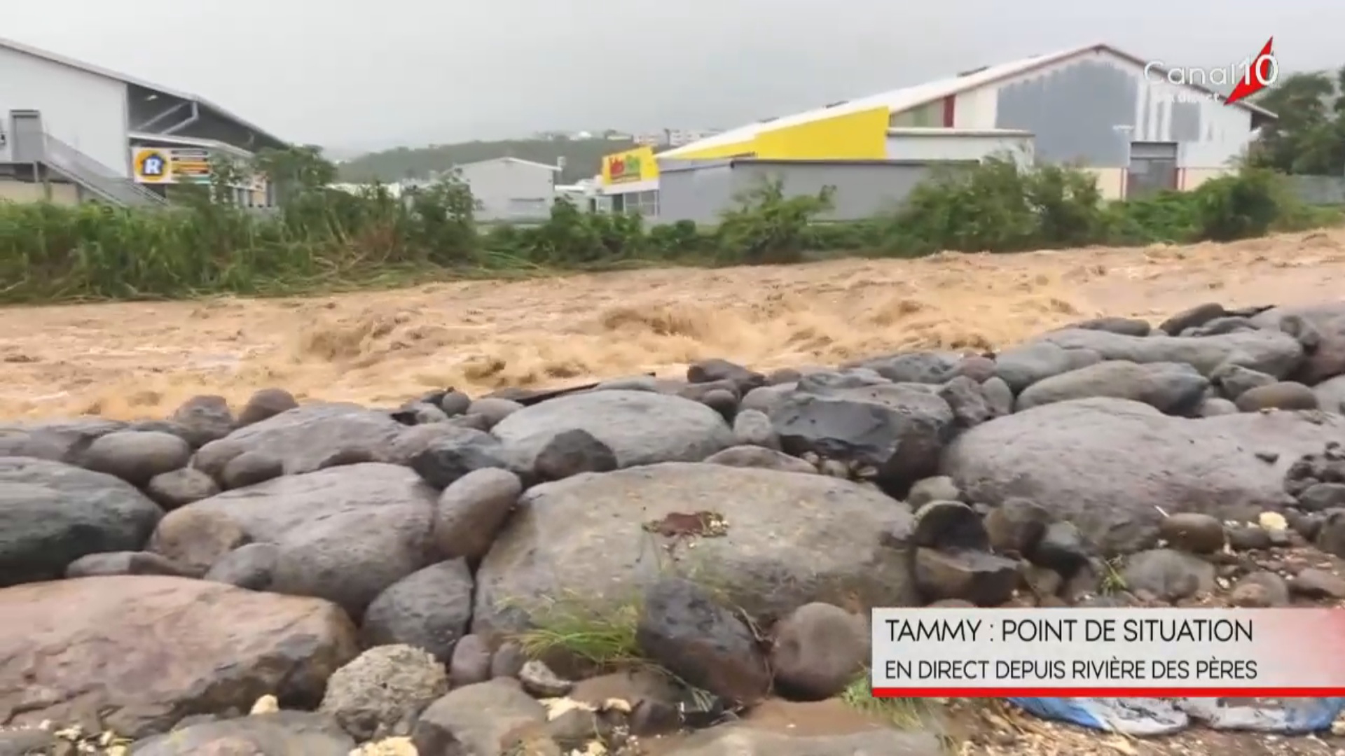 Guadeloupe. inondations. Le point à Rivière des Pères Basse Terre (Canal 10)