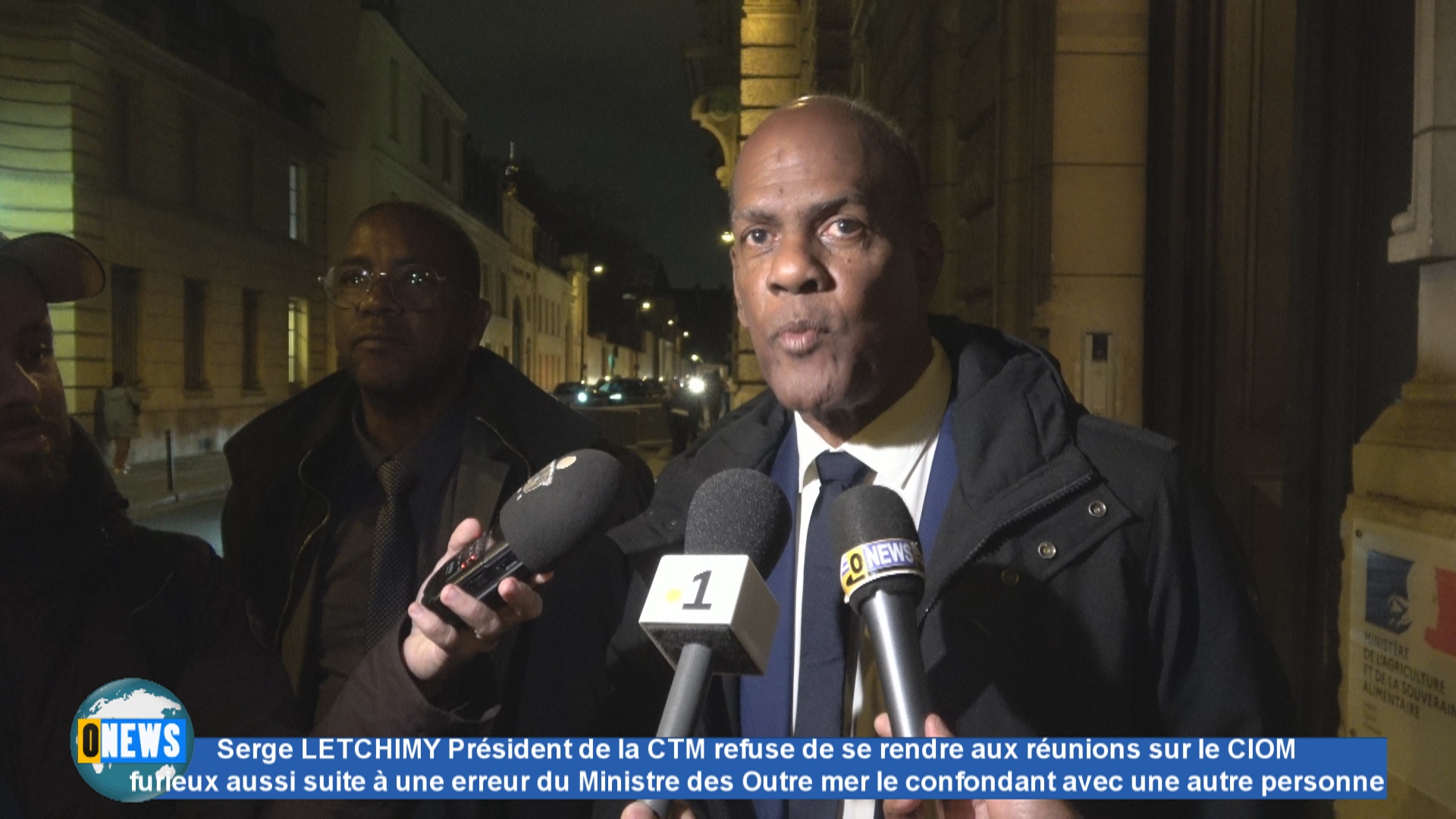 [Vidéo] Serge LETCHIMY Président de la CTM refuse de se rendre aux réunions sur le CIOM furieux aussi suite à une erreur du Ministre des Outre mer le confondant avec une autre personne