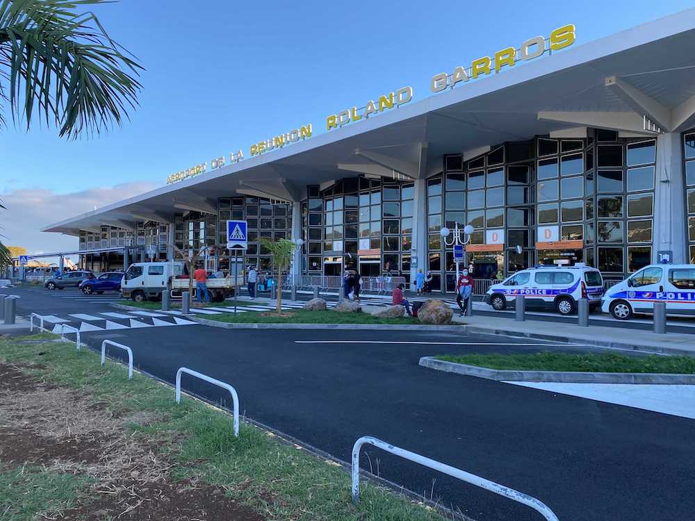 Flash .Tempête Bélal l’Aéroport de La Réunion Roland Garros s organise à l approche du phénomène