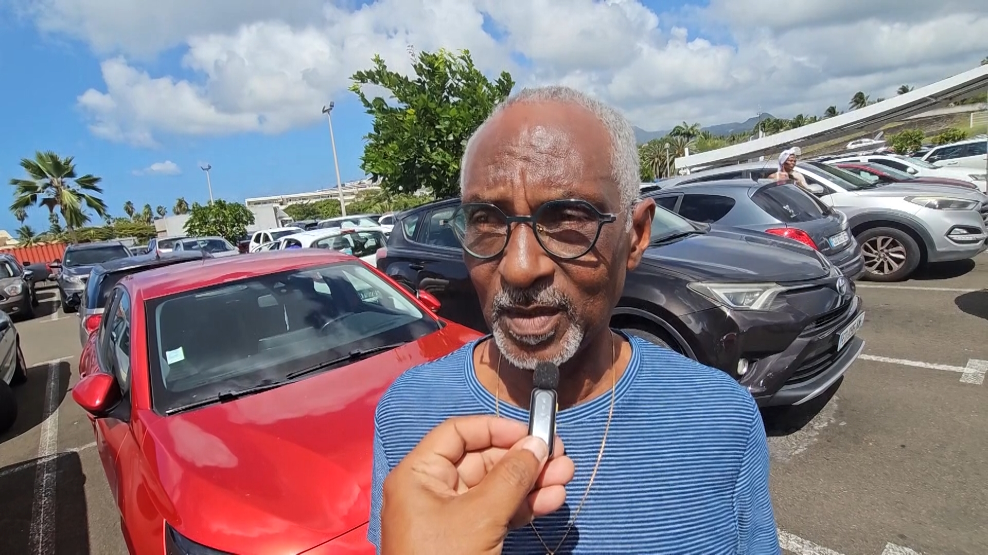 Martinique. Micro Trottoir. Que pensez vous de Donald TRUMP