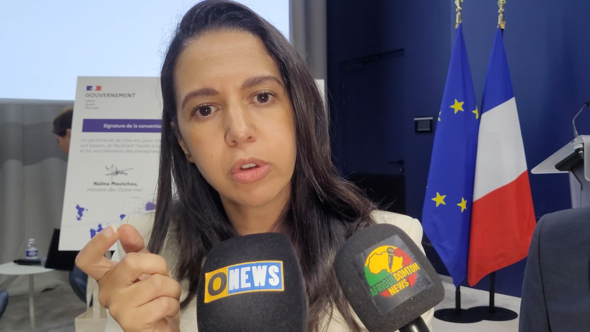 Face aux mouvements de contestation dans les Outre mer. La Ministre des Outre mer Naïma MOUTCHOU annonce plusieurs mesures